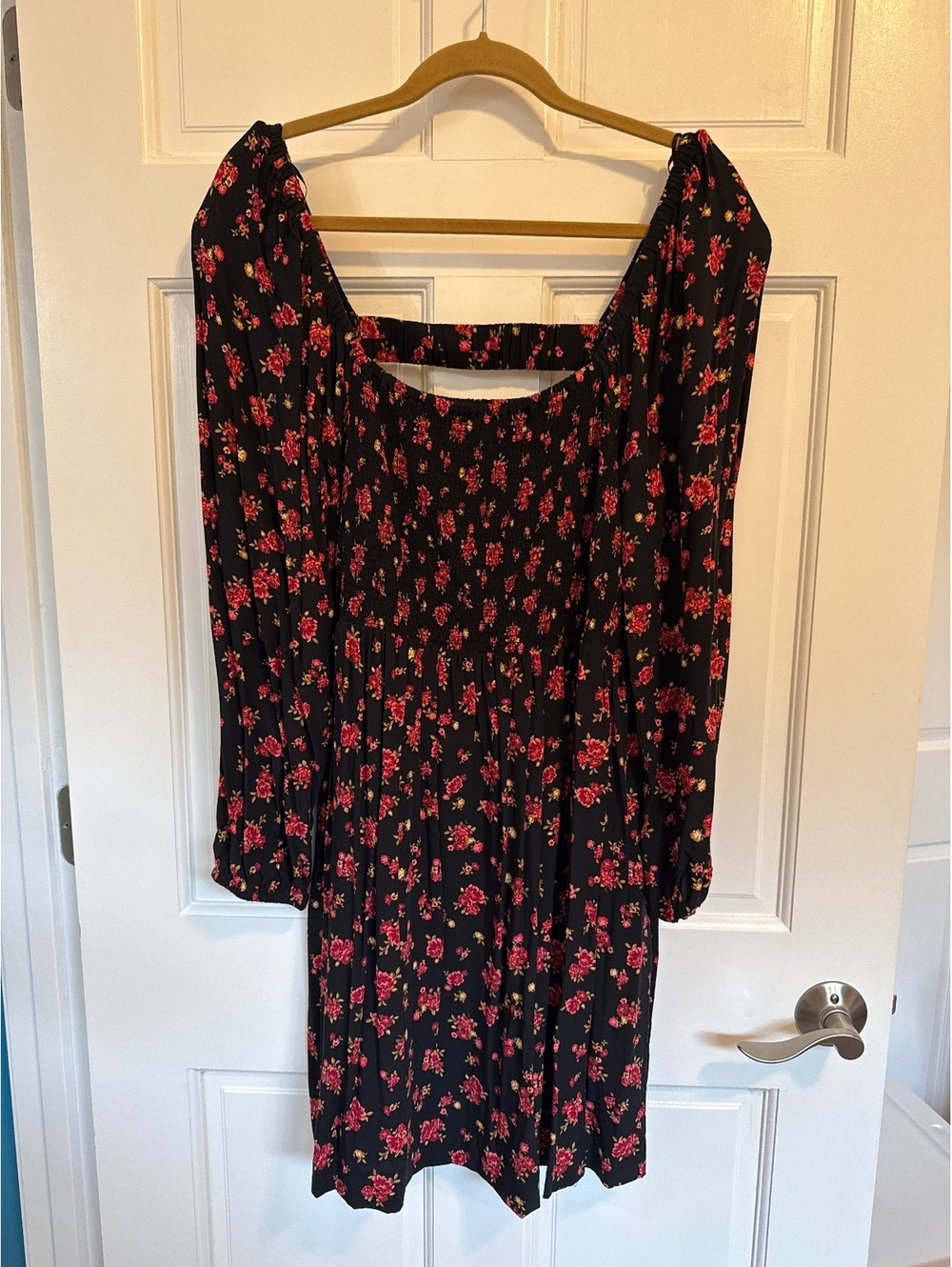 Old Navy Black Floral Smocked Long Sleeve Dress XL
